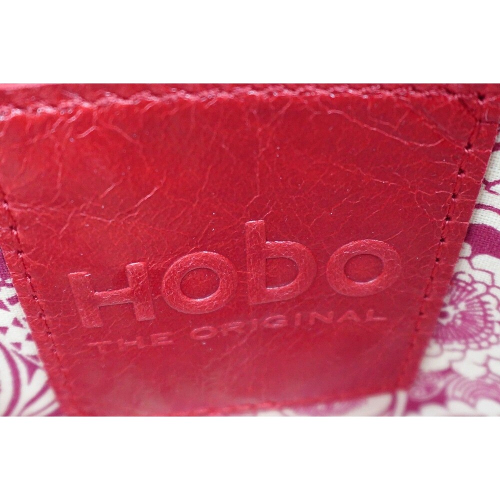 Hobo International NWT Women's Top Grain Soft Leather Distressed Wristlet Purse - Picture 15 of 16